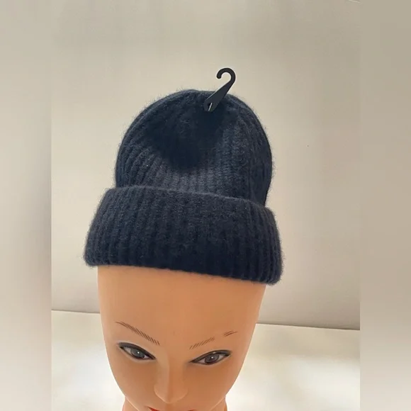 Nordstrom Cashmere Beanie Black NWT s-l400.jpg main image 3